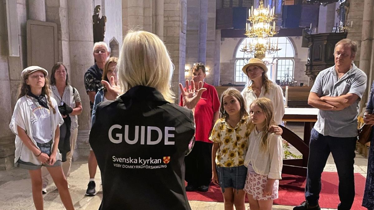 Sommar visning av Visby domkyrkas kyrkorum kl. 16:30