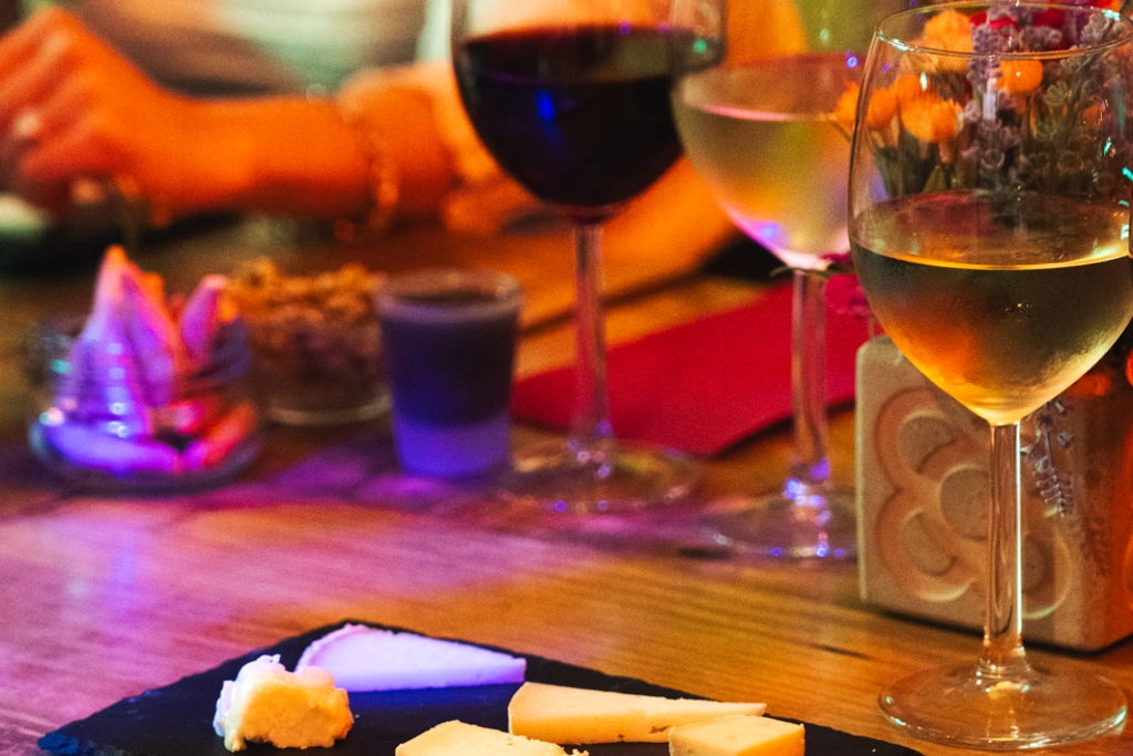 CATA DE QUESO CON MARIDAJE DE VINOS