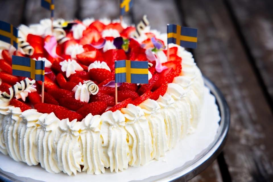 Fira midsommar på Isaberg Höganloft!