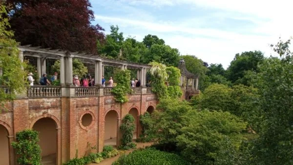 GREEN £5 WALK 🌱🌿: HAMPSTEAD, SECRET PERGOLA and CHERRY BLOSSOM 🌲🌳