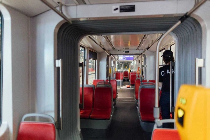 CAMP Tour: Praha zítra z tramvaje 52T