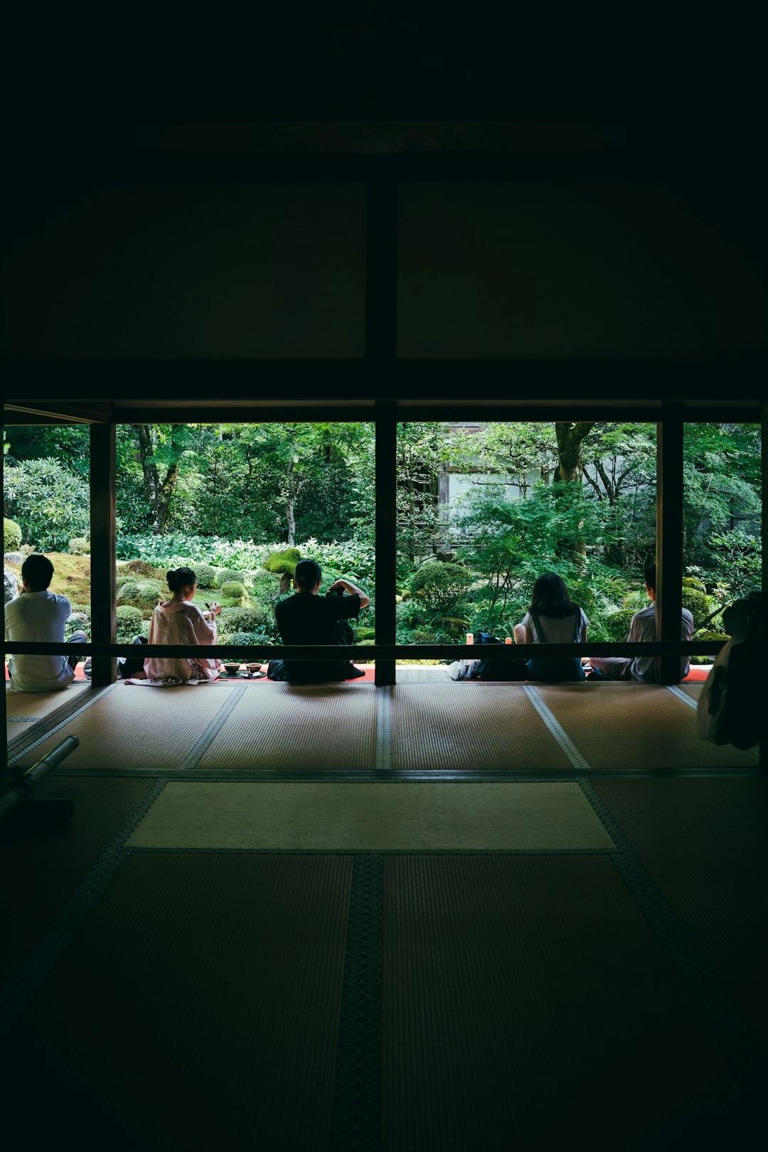 茶室で交流会