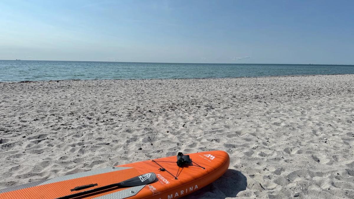 SUP & Beach Hangout