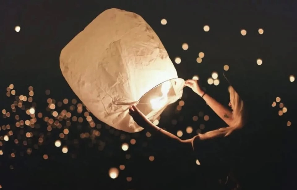 Los Angeles Sky Lantern Festival by Lights Over America