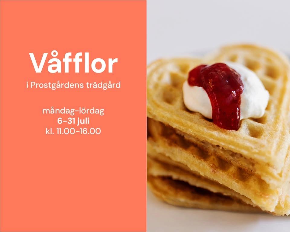 Våffelcafé i Prostgårdens trädgård
