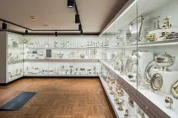 The Things of Warsaw, The Warsaw Data, and The History of Tenement Houses