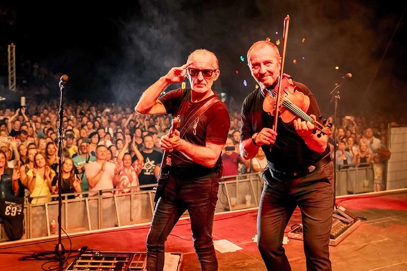 Kooperativa tour Čechomor