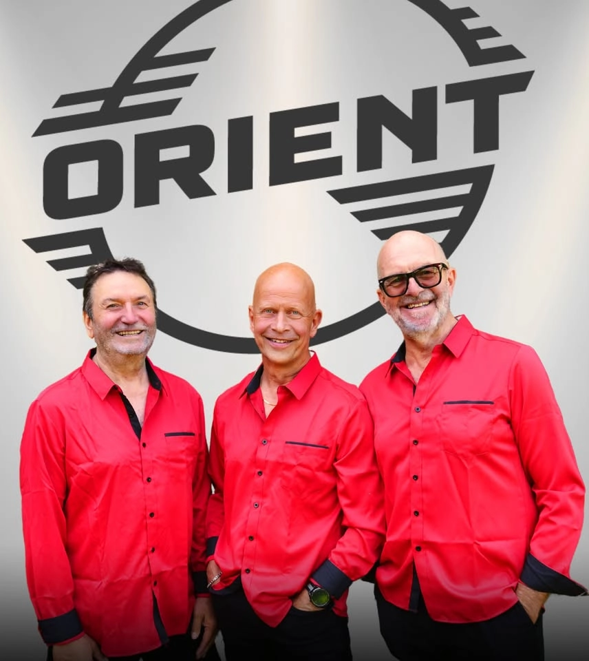 Dans i Slottsparken med dansbandet Orient