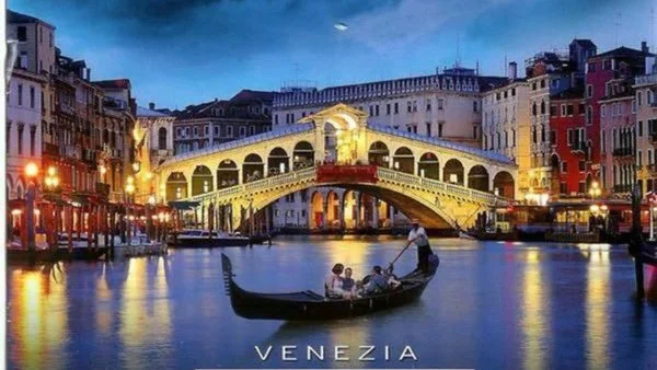 13-Day Italy Tour from Rome to Venice, Italian Lakes, Pisa and Florence -4/11/26