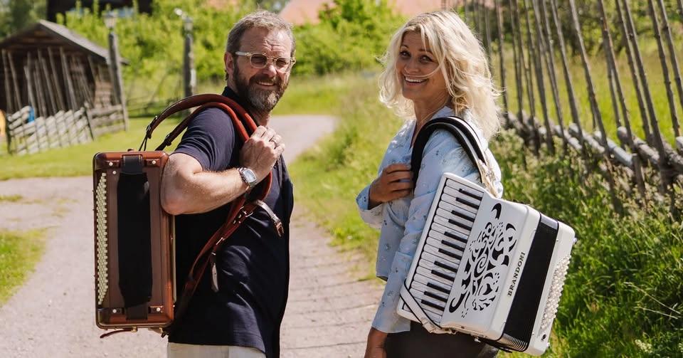 TINA AHLIN & BENGAN JANSON