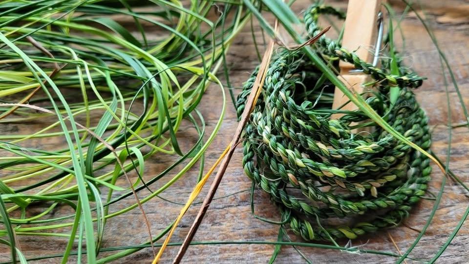 Cordage: Natural Bracelet Making