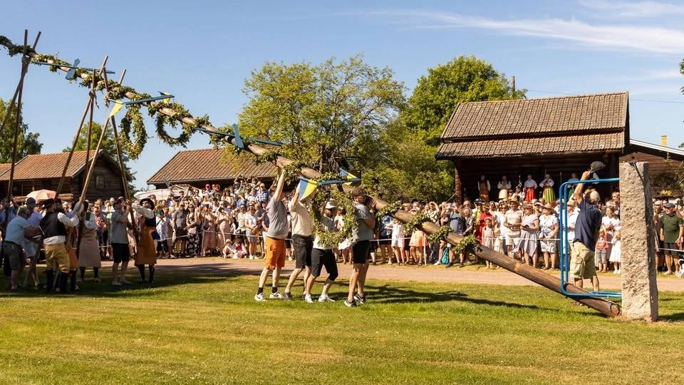Fira midsommar på Sollerö hembygdsgård