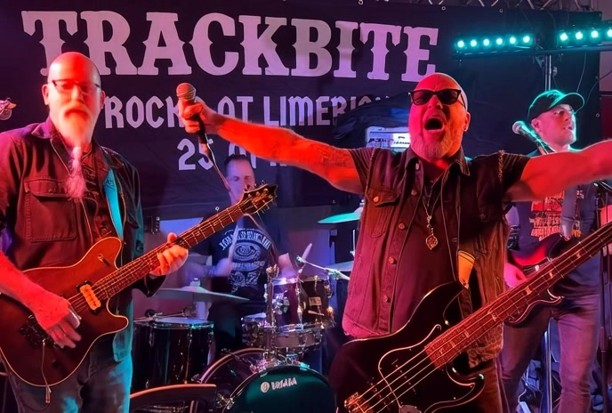 Trackbite rocks at Limerick