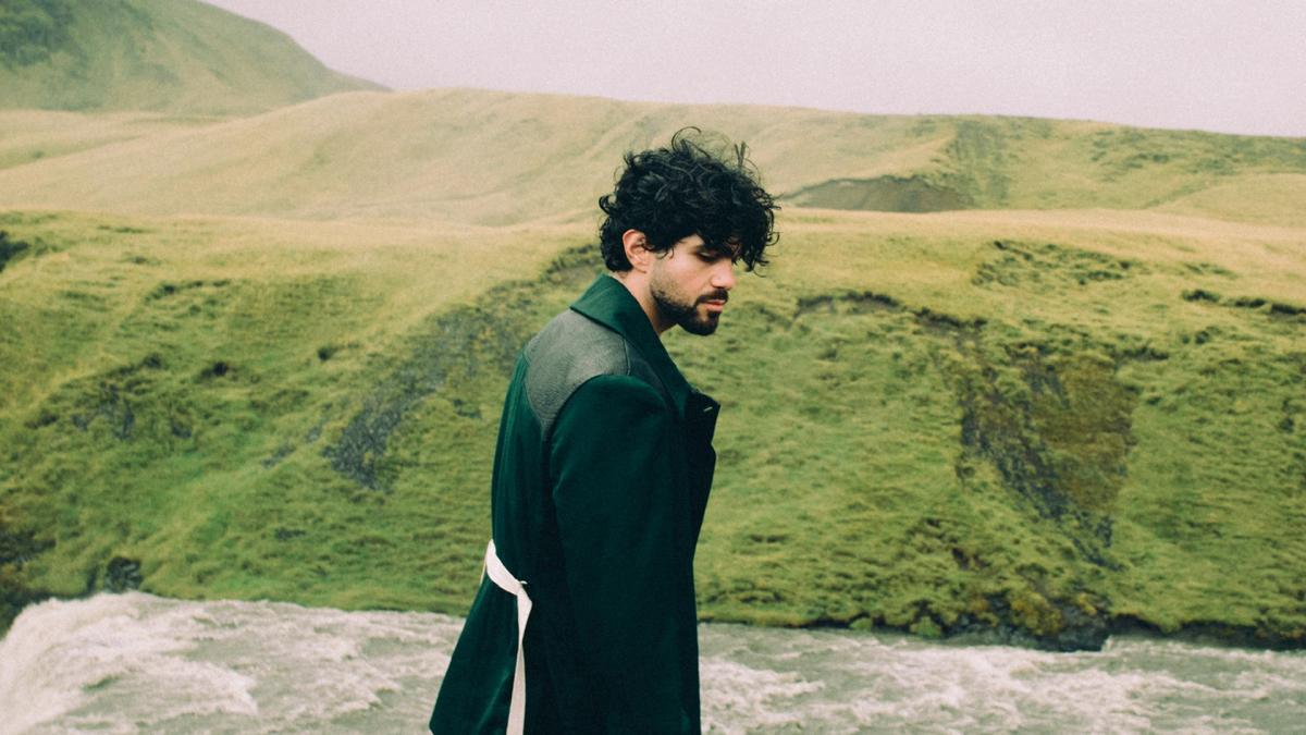 3/5 ARIES | RAY SEQUOYA | DEBASER STRAND
