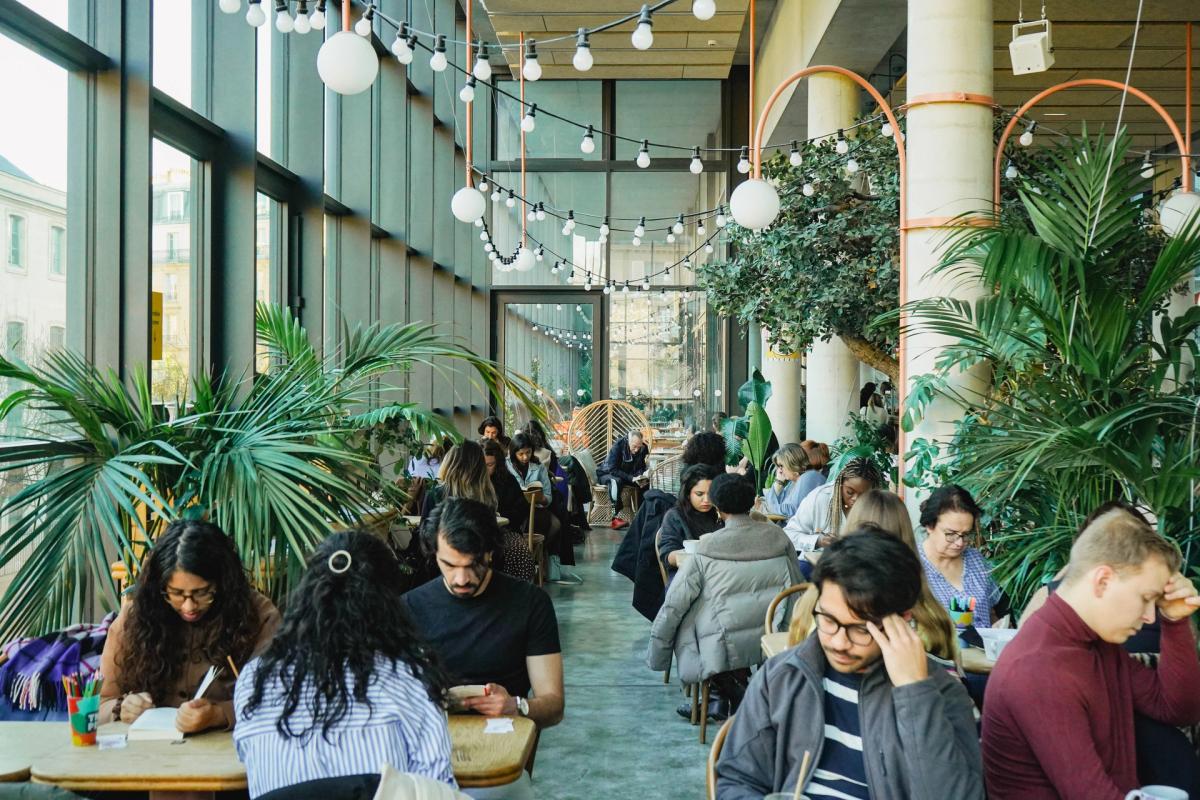 📚 Offline Reading Party | Balcony of TiTi Palacio | Paris 4th