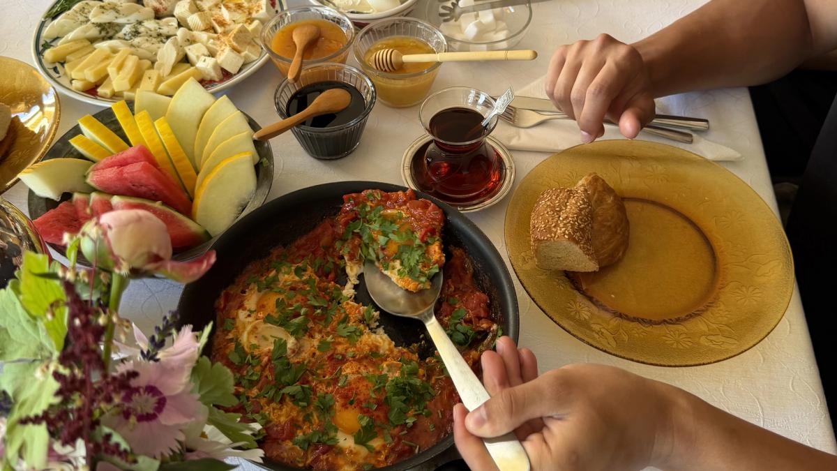 Turkisk frukost – en smakrik förmiddag
