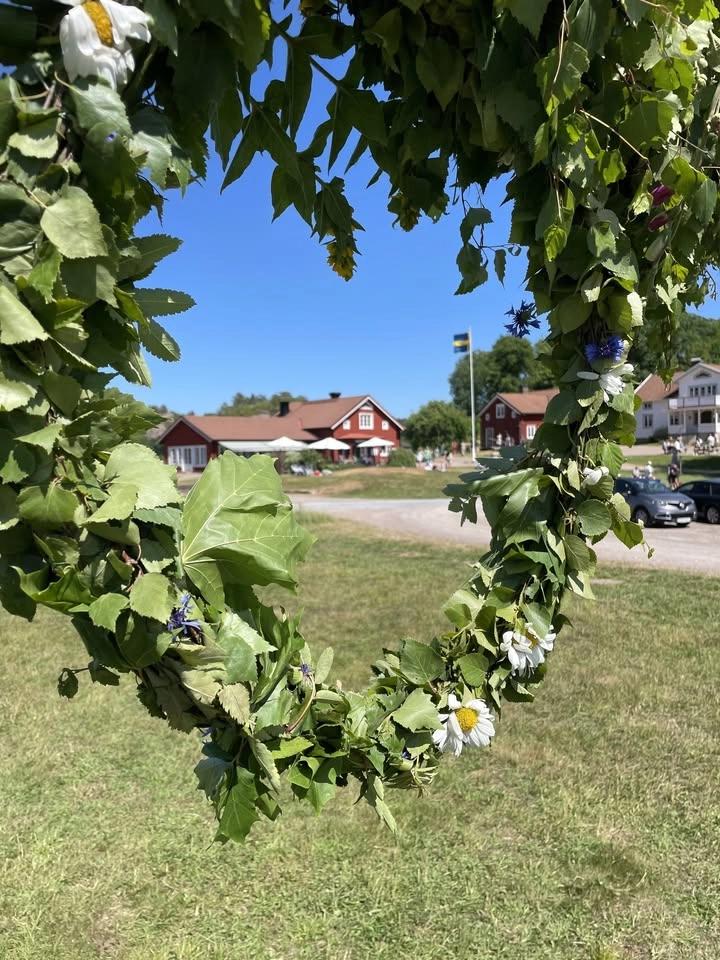 Midsommarafton pÄ Röe gÄrd