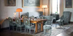 Nyfiken på Swedish Grace i ett kungligt vardagsrum