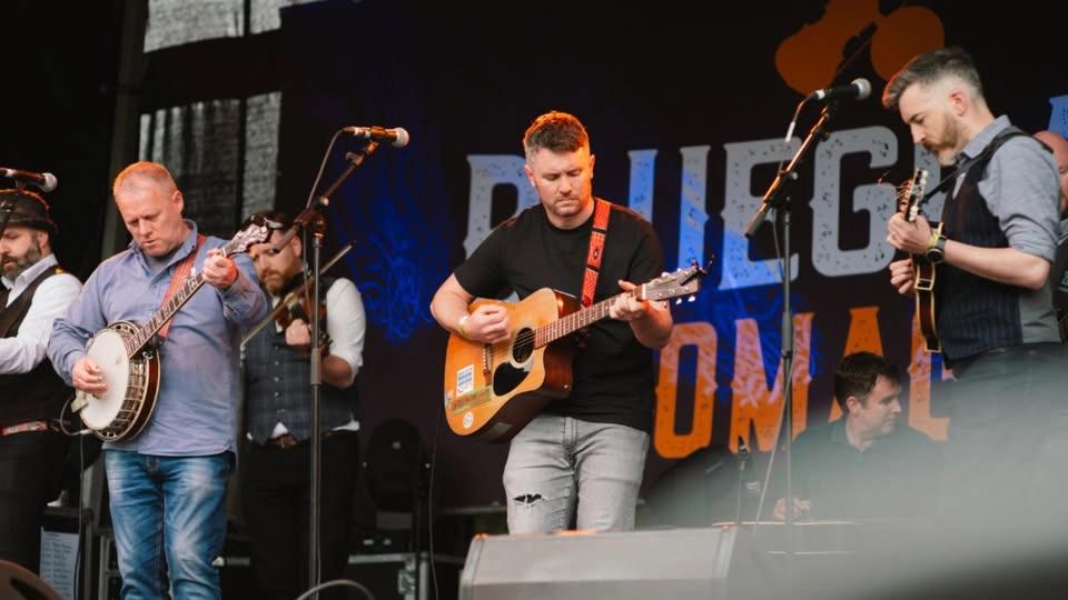Bluegrass BBQ: Pilgrim Street & Aiden Scott-Browne