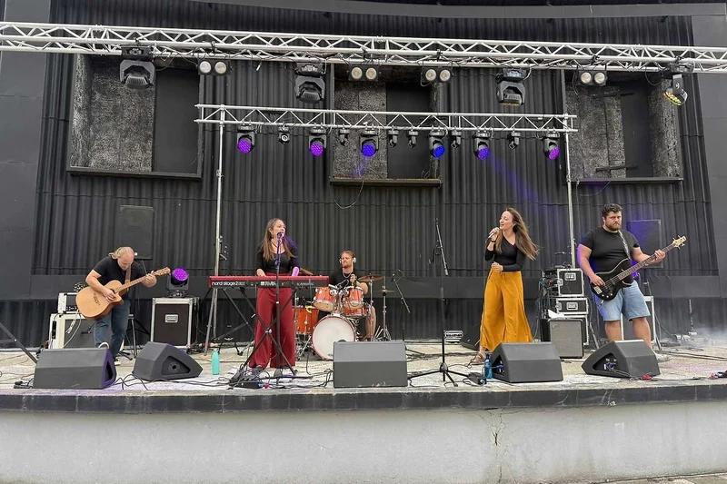 Autorské večery: Gavriela + Hannelore