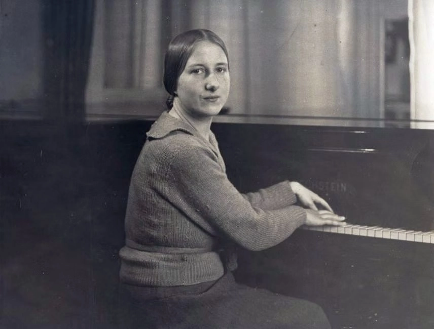 Dagen som blommar – med Imogen Holsts mässa