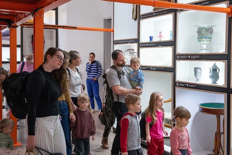 Barevné dopoledne: Pohleď vzhůru!