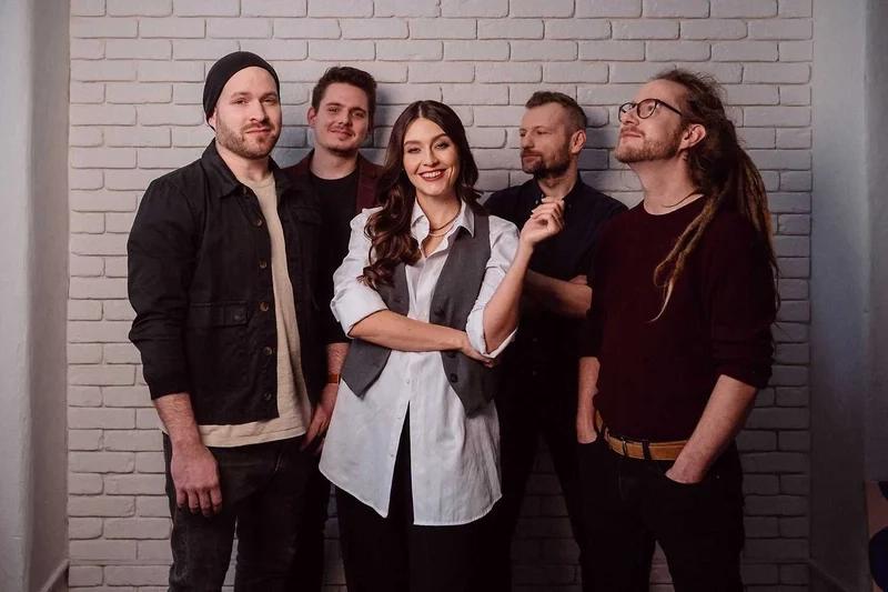 Kateřina Marie Tichá & Bandjeez