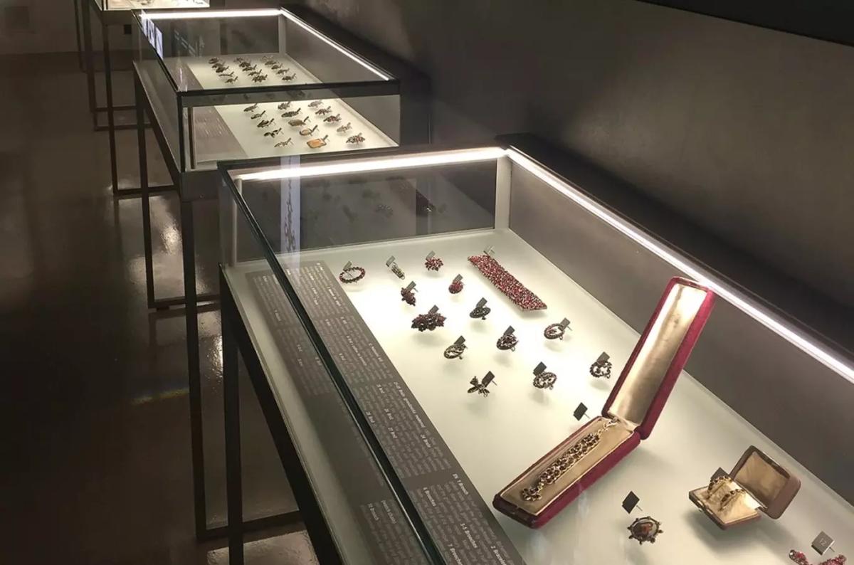 Den muzeí v Muzeu českého granátu v Praze
