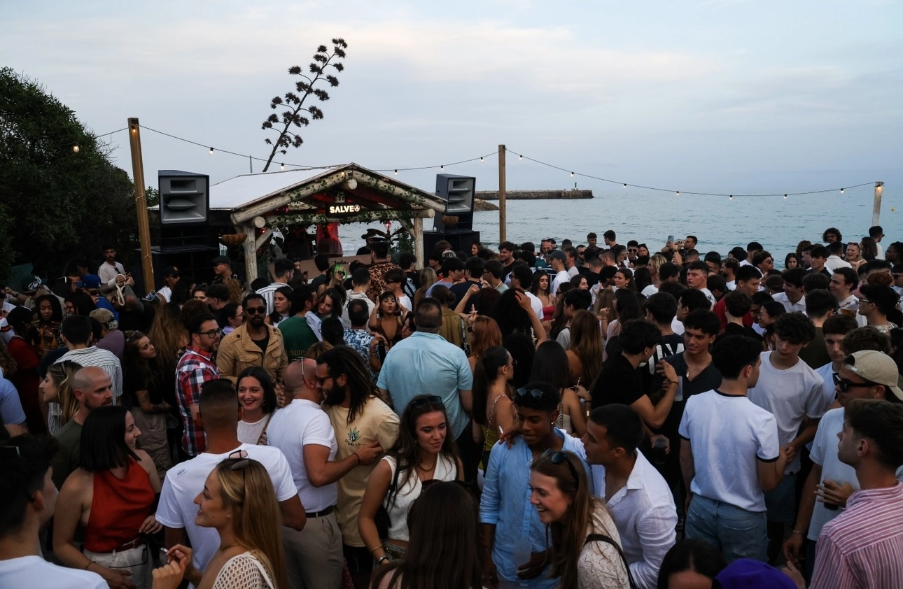LA CALITA OPEN AIR BEACH PARTY