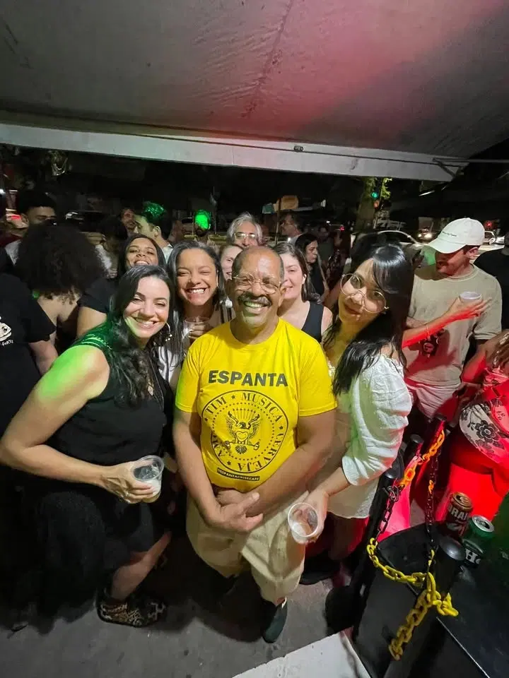 Espanta crise dança livre grup