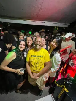 Espanta crise dança livre grup