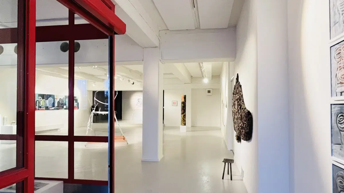 Vernissage, workshops och öppna ateljéer