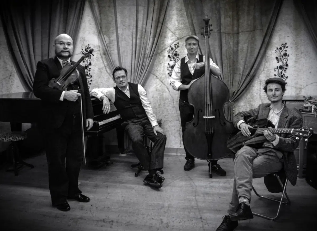 Dýchá, Ars Swingendi