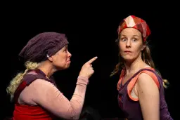 Sagans Döttrar med Teater Sláva