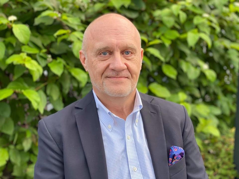 Avtackning av församlingens kyrkomusiker Håkan Falk