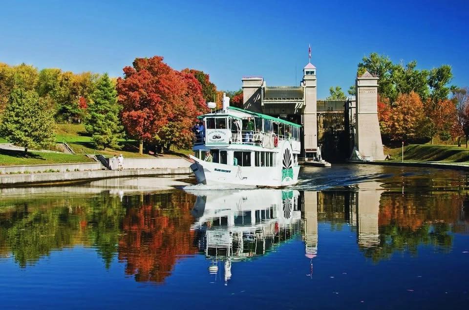Liftlock Cruise & Darlington Beach Escape