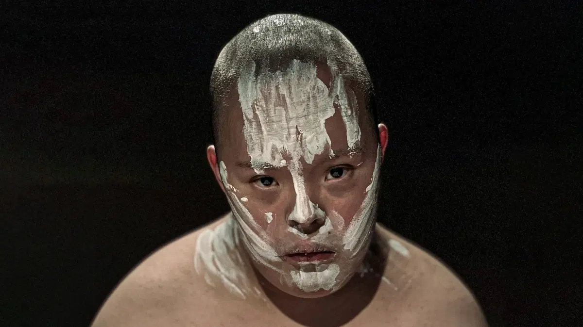 Föreställning, konstutställning och konsert