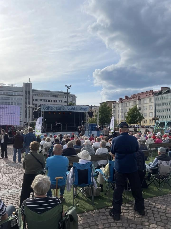 Amoria-duo - Aurinkoista kesämusaa