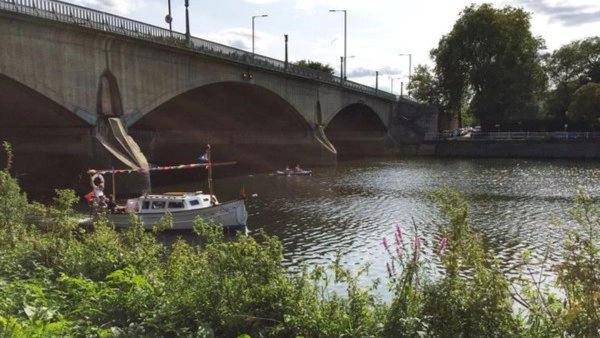 GREEN 🌳£5 SCENIC WALK 🌲🌿: RICHMOND THAMESPATH 💧 to KINGSTON