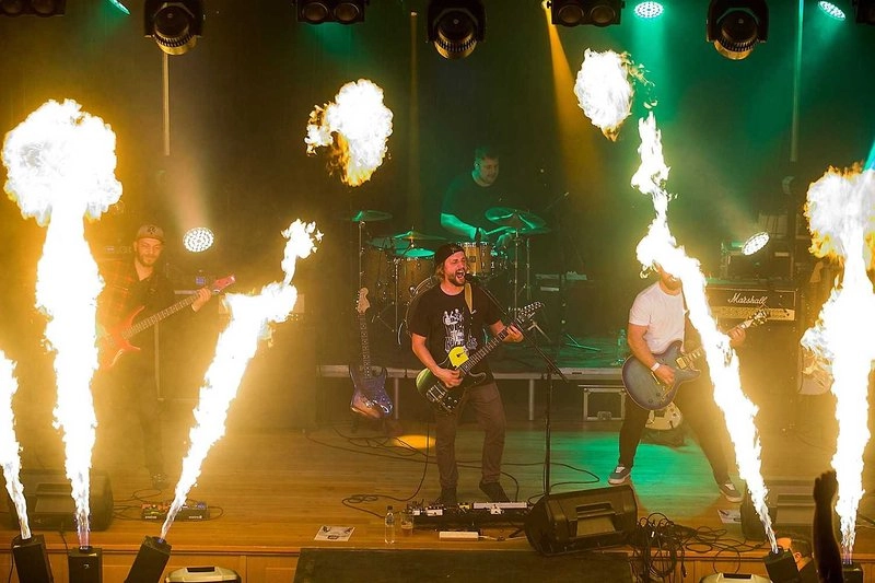 In Memory of Kurt Cobain + support: Diazepam