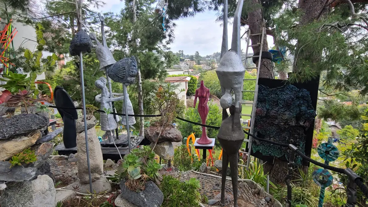 Coffee, Conversation & Art @ Hollywood Sculpture Garden.