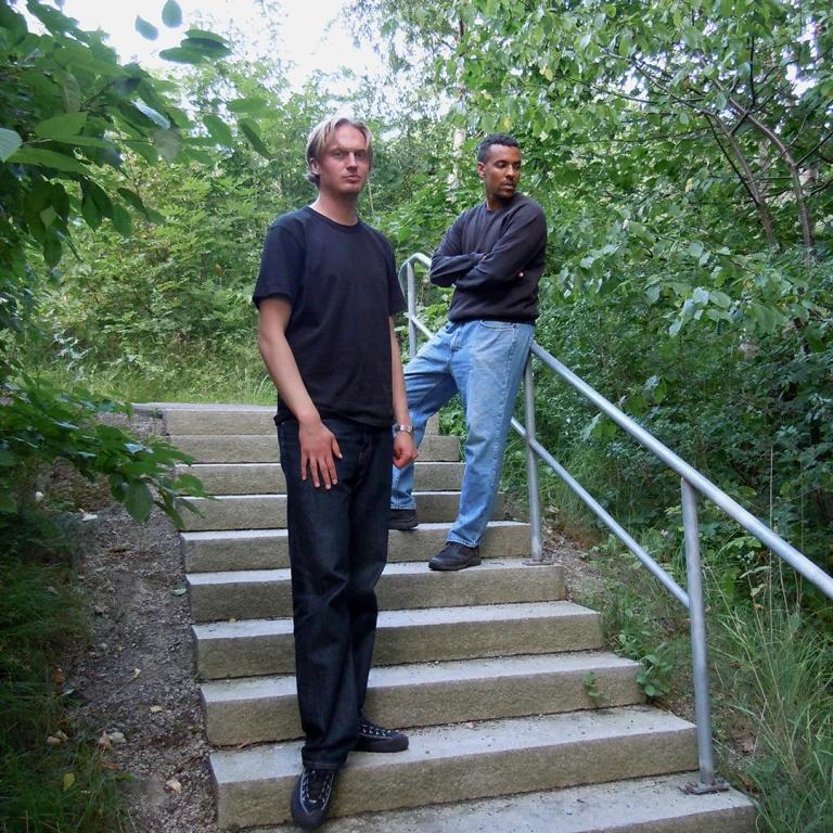Vilhelm Hasselgren & Ebende β Bananpiren: Honduras, Way Out West