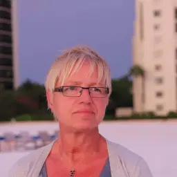 STORSEANS MED YONNE BJELKMARK