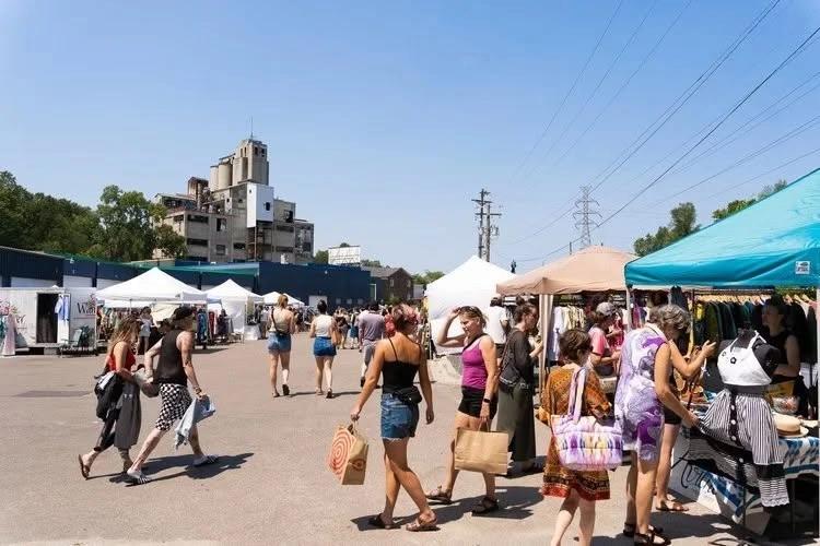 Minneapolis Vintage Market at Sociable Ciderwerks