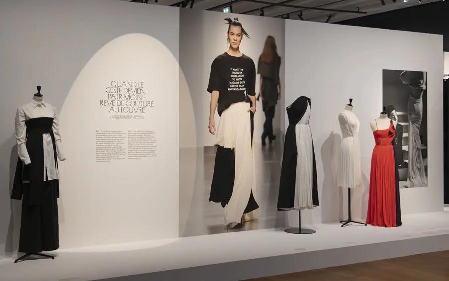 Visite multisensorielle de l'exposition « Mossi, la mode aussi »