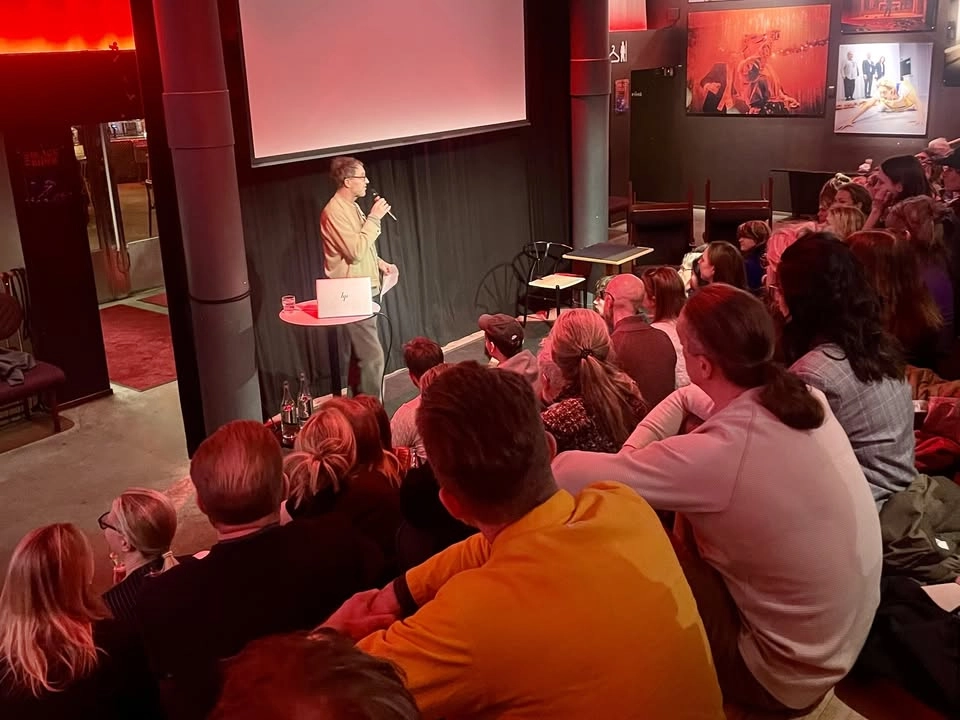 Glänta i foajén: Rymdens oändlighet