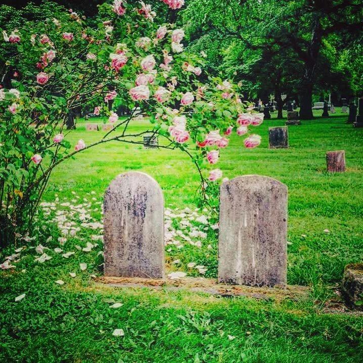 Guided Tour: Women from Lone Fir Cemetery’s First 100 Years