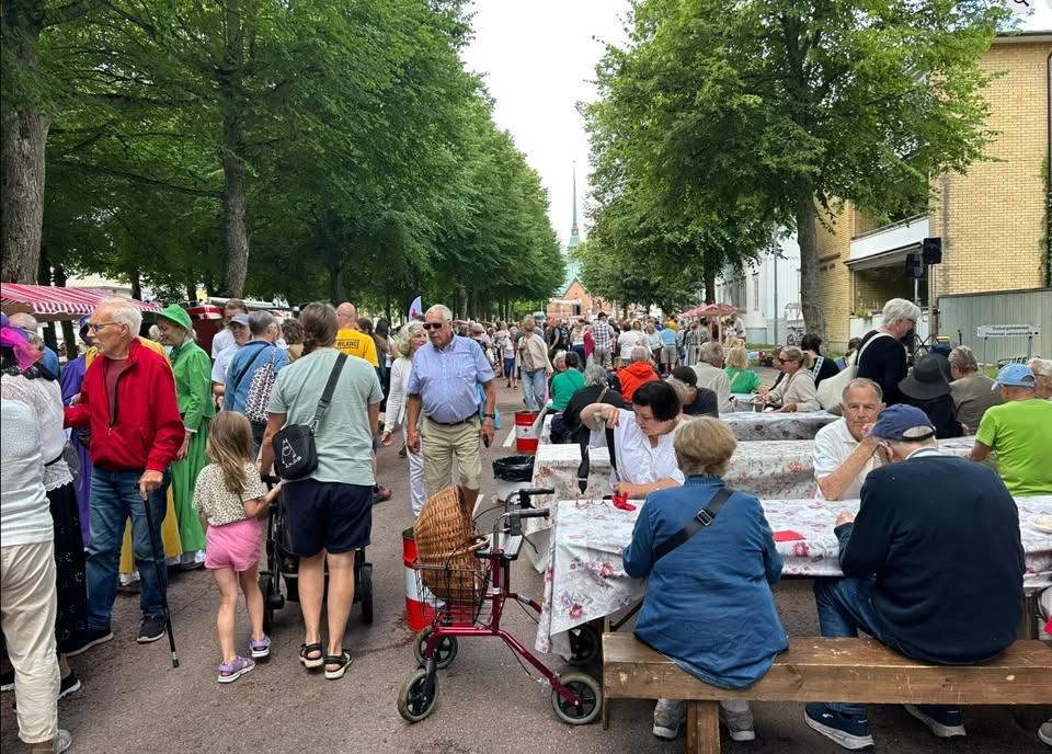 Rödakorsmarknaden 1 augusti 2026
