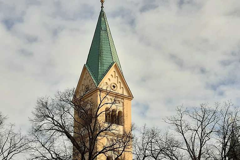 Ze Střešovic na Kocourka a Malovanku