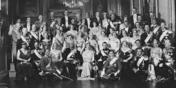 Temavisning: Kungliga bröllopstraditioner